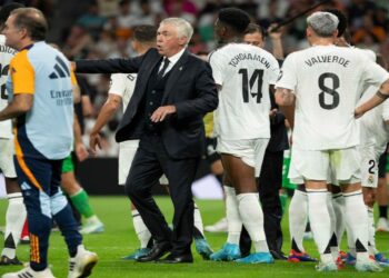 El dilema del Real Madrid con el lateral derecho