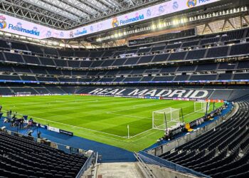 Apple y el Real Madrid se unen para crear unas gafas que te lleven al Bernabéu desde el sofá