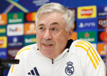 Ancelotti: «He hecho 1300 alineaciones, aquí nadie me puede dar consejos»