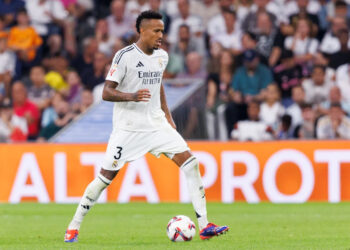 Militao será intervenido el martes de la rotura de ligamento cruzado