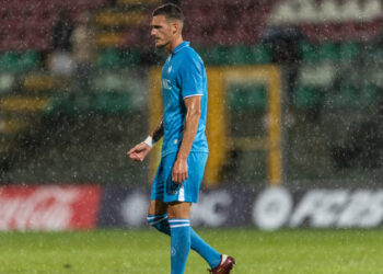 Rafa Marín no encuentra su lugar en Nápoles