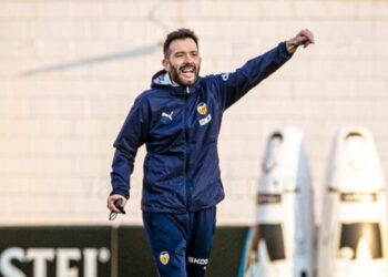 Corberán: «Tenemos que construir la identidad que queremos transmitir»