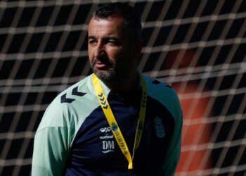 Diego Martínez: «Iremos a noquear a Mike Tyson»