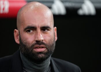 Giráldez: «Tengo que formarme sobre el VAR y saber como funciona»