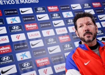 Simeone: «No pienso en el árbitro y sí en nosotros»