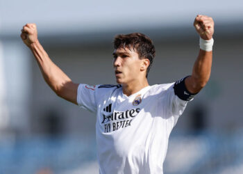 Gonzalo García llama a la puerta del primer equipo