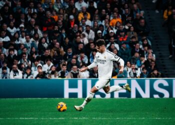 El Madrid blinda a Asencio