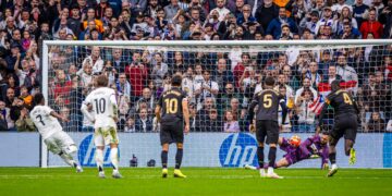 Crónica Real Madrid – Valencia: Mamardashvili sentencia la Liga