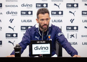 Corberán: «Llevamos 17 años sin ganar allí, eso dice muchas cosas»