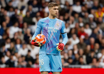 Fran González vive un debut amargo