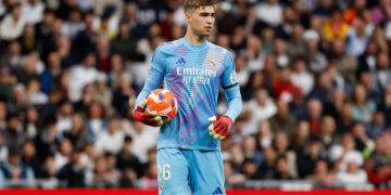 Fran González vive un debut amargo